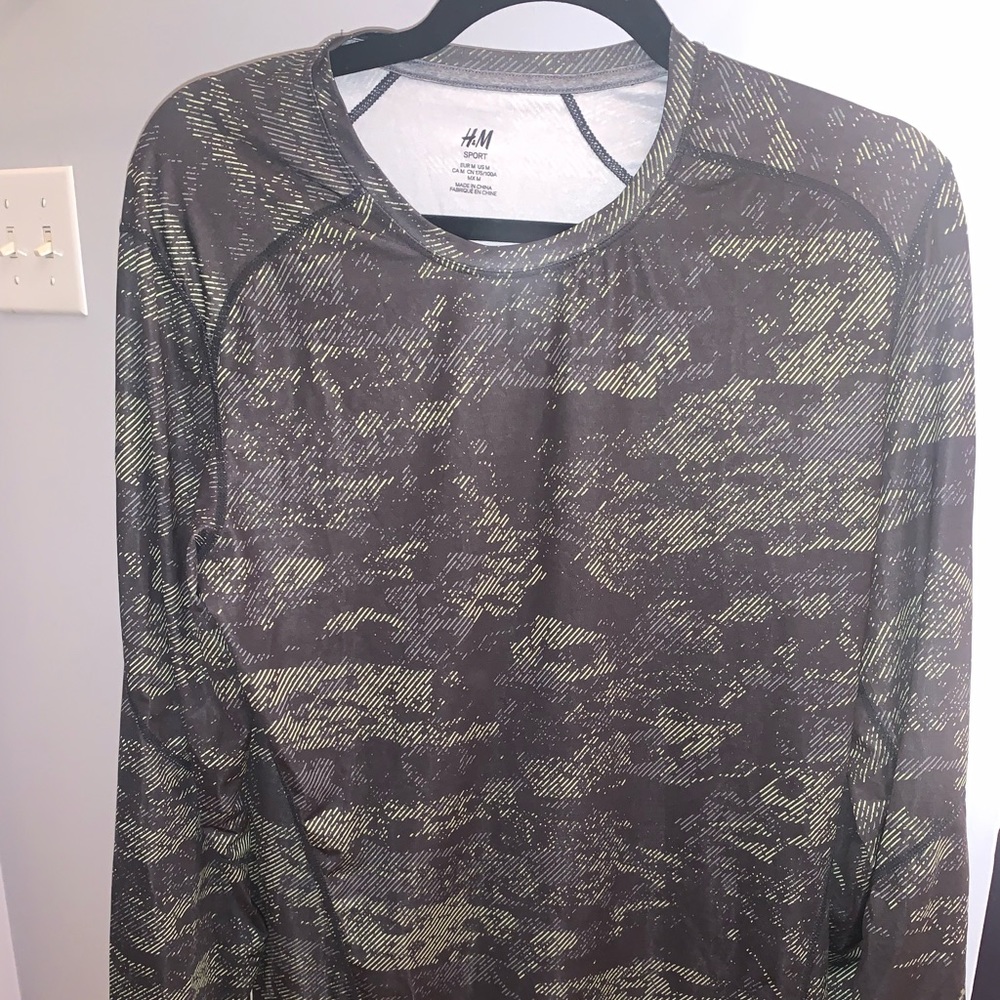 Men’s Sport Long Sleeve Athletic Shirt